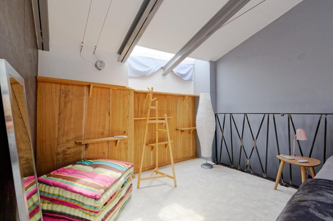 Air-Conditioned Duplex Apartment With Furnished Terrace In The City Center エクス＝アン＝プロヴァンス エクステリア 写真