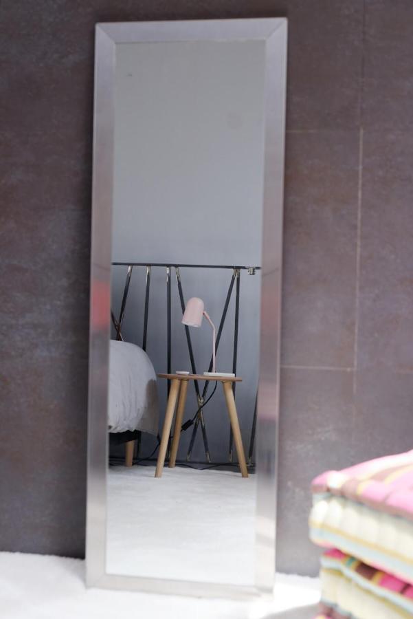 Air-Conditioned Duplex Apartment With Furnished Terrace In The City Center エクス＝アン＝プロヴァンス エクステリア 写真